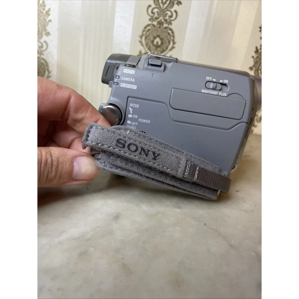 Sony Handycam DCR-HC20 MiniDV Camcorder Silver and Battery Untested